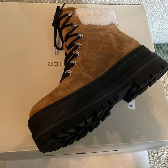 Marc Fisher Pierson Lug Sole Boot Size 7 NIB NWT Retail 239.00 - Picture 8 of 8